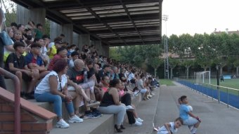 El joc d’estirar la corda amb el Trofeu Cabina